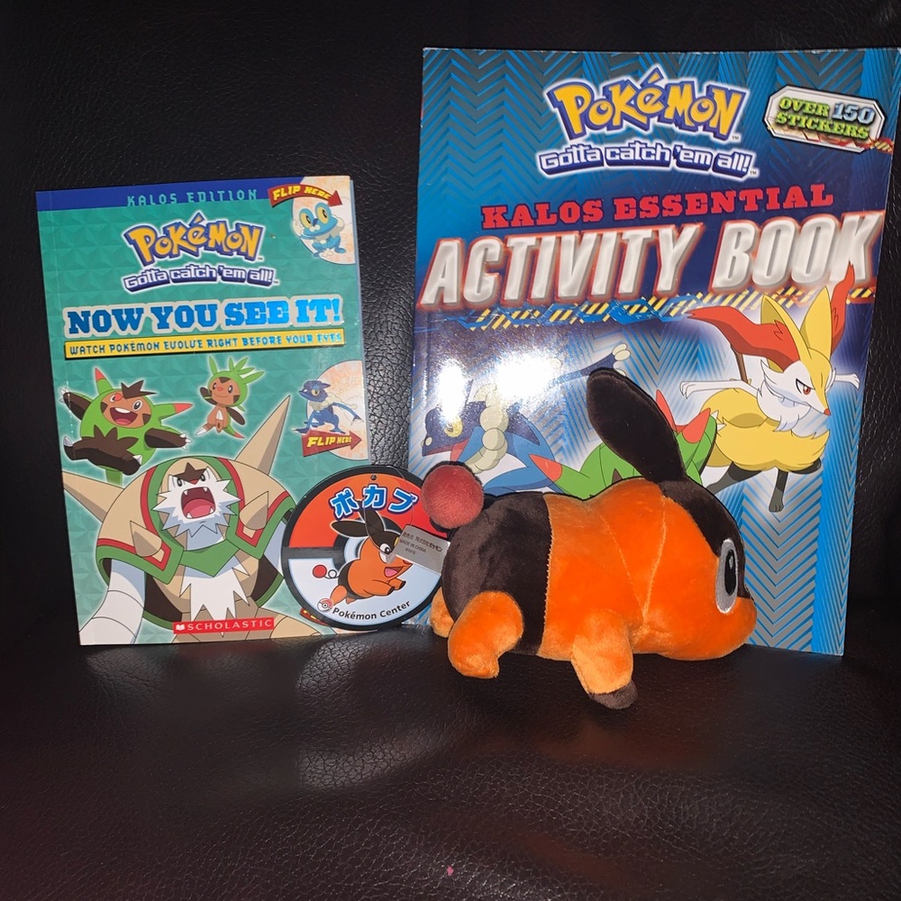 Pokémon Books with Tepig Plush🐷